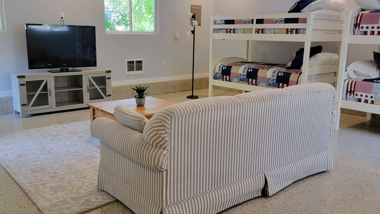 Photo of Livingroom in Pentwater