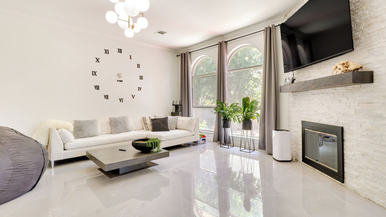 Photo of Livingroom in Scofield Farms