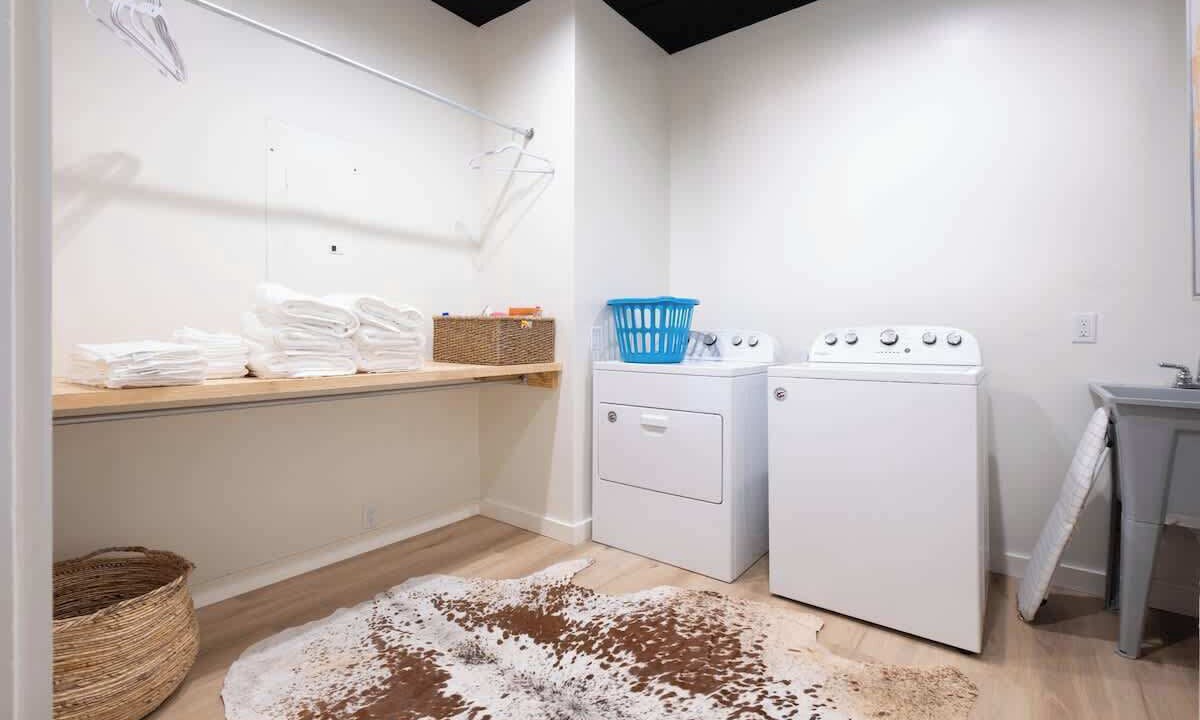 Photo of Others in Canyon