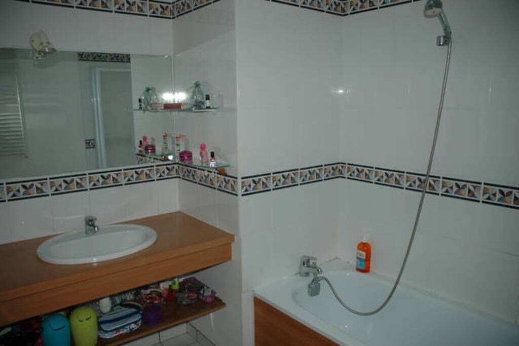 Photo of Bathroom in Lagnes