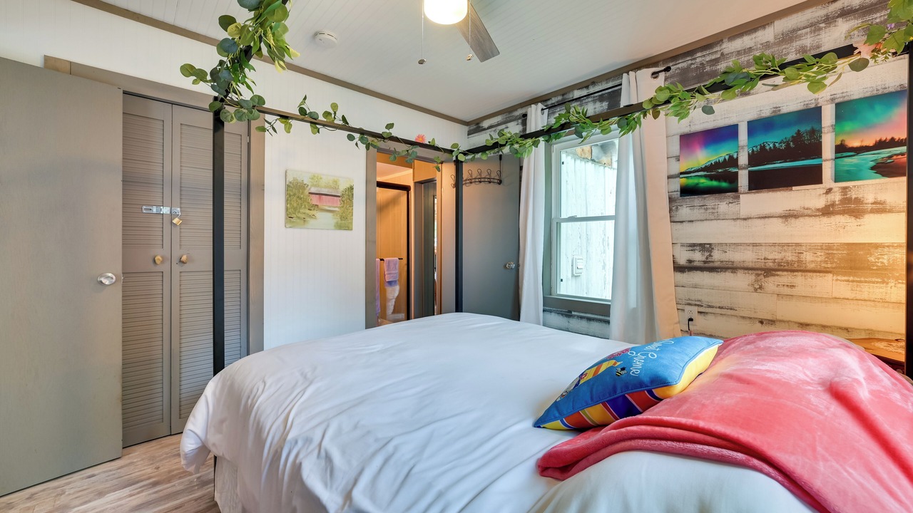 Photo of Bedroom in Cheboygan