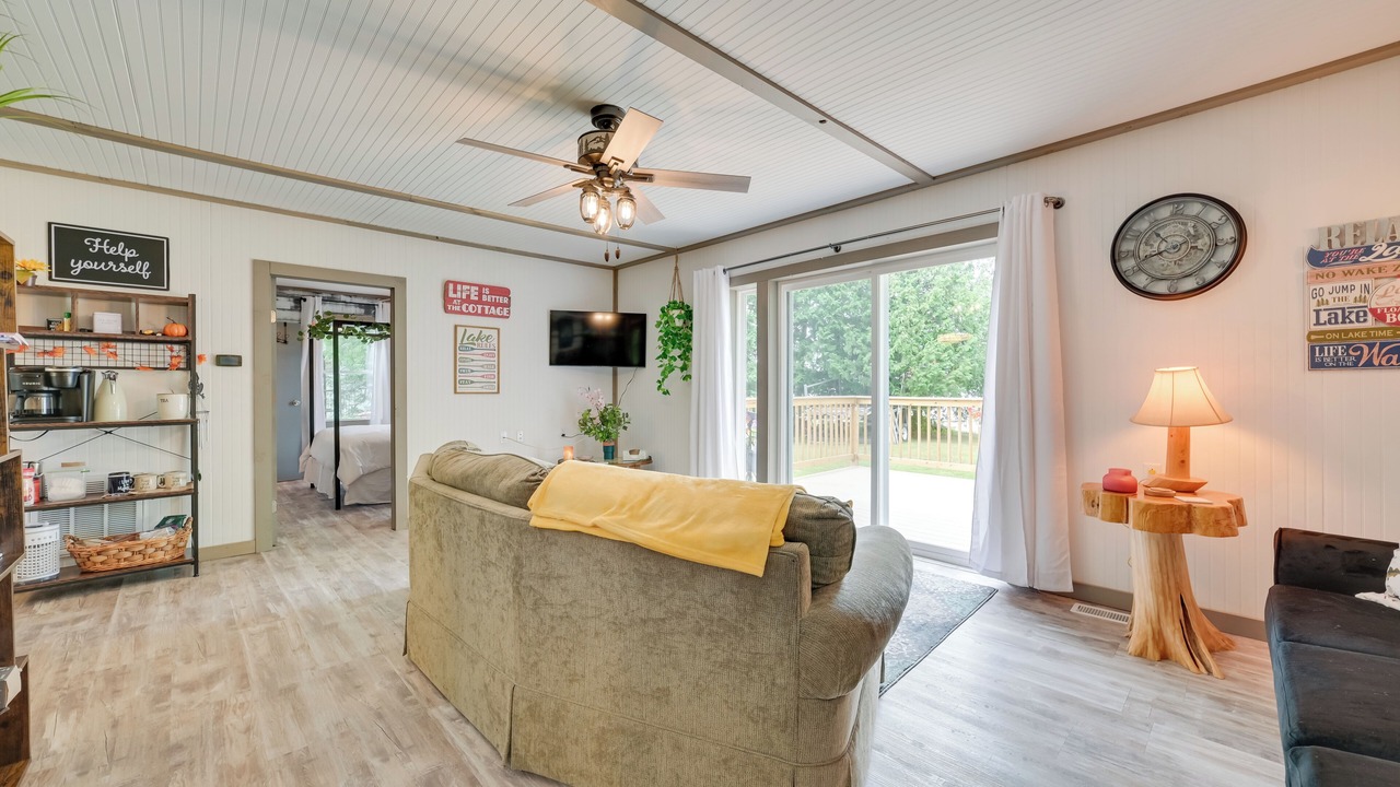Photo of Livingroom in Cheboygan