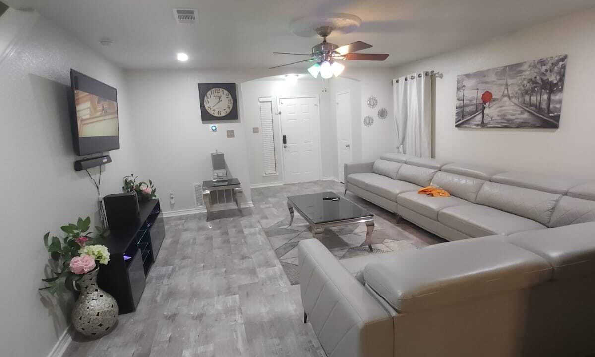 Photo of Livingroom in Killeen