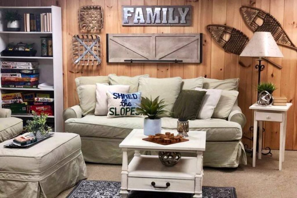 Photo of Livingroom in Jeffersonville