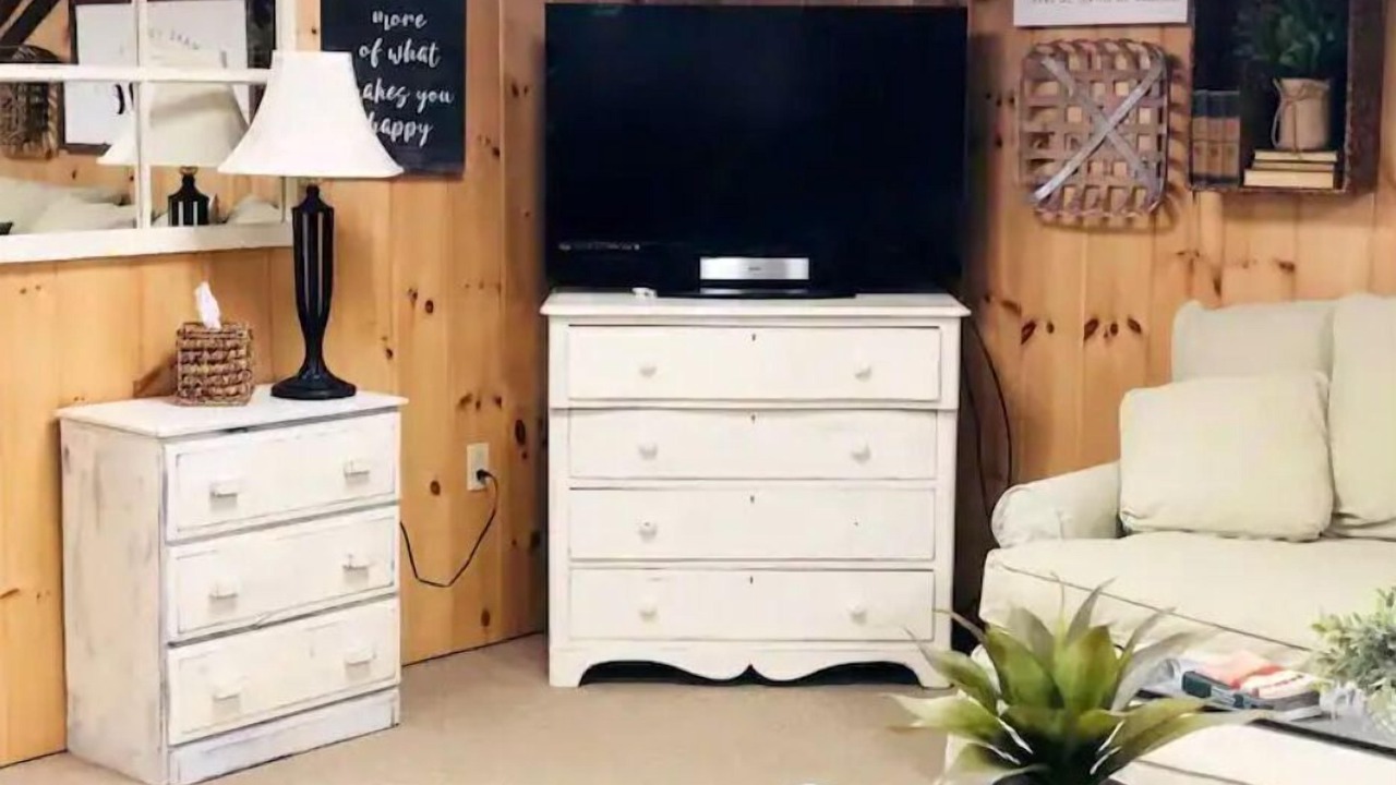 Photo of Livingroom in Jeffersonville
