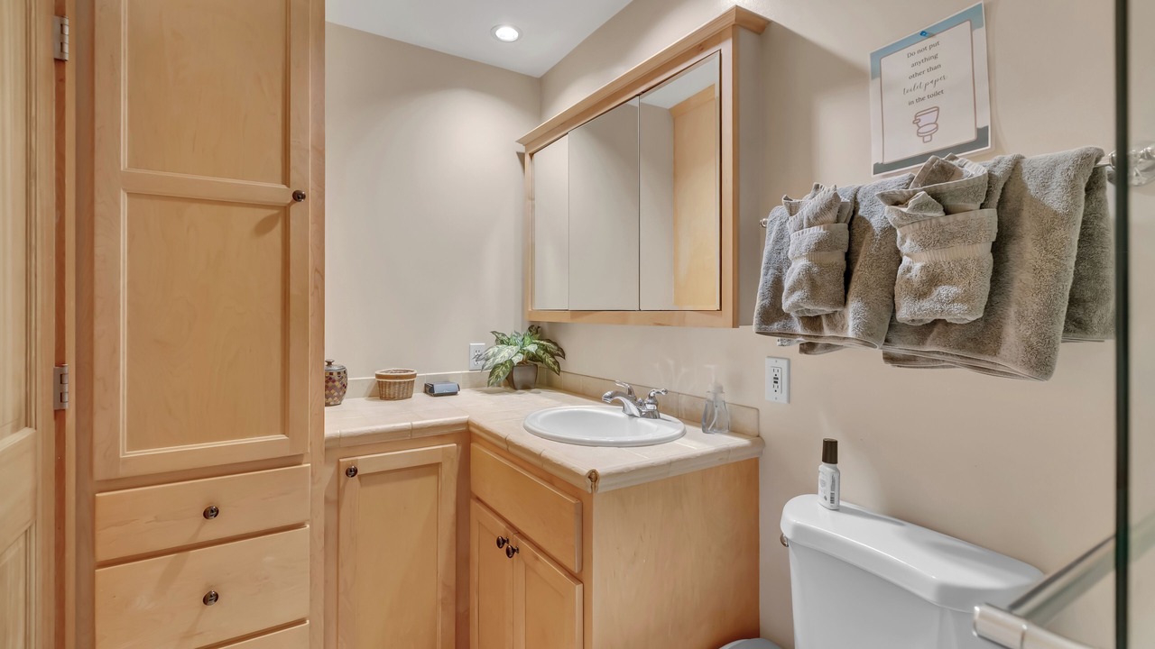 Photo of Others in Fox Island