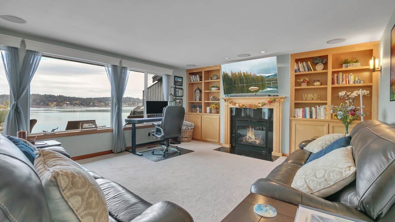 Photo of Others in Fox Island