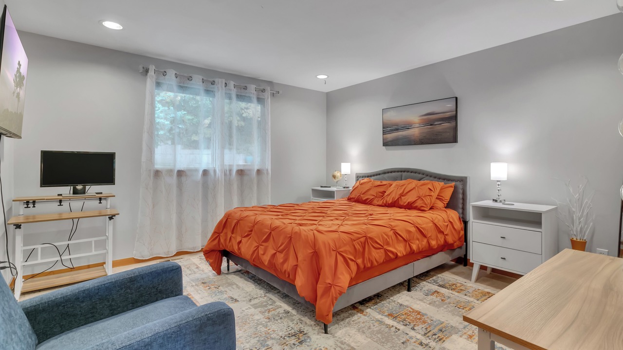 Photo of Bedroom in Fox Island