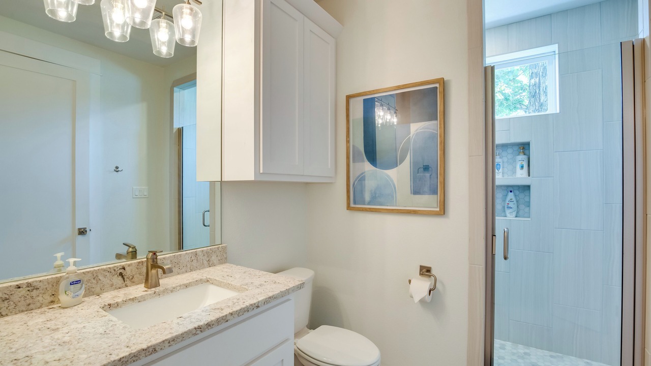 Photo of Bathroom in Malakoff