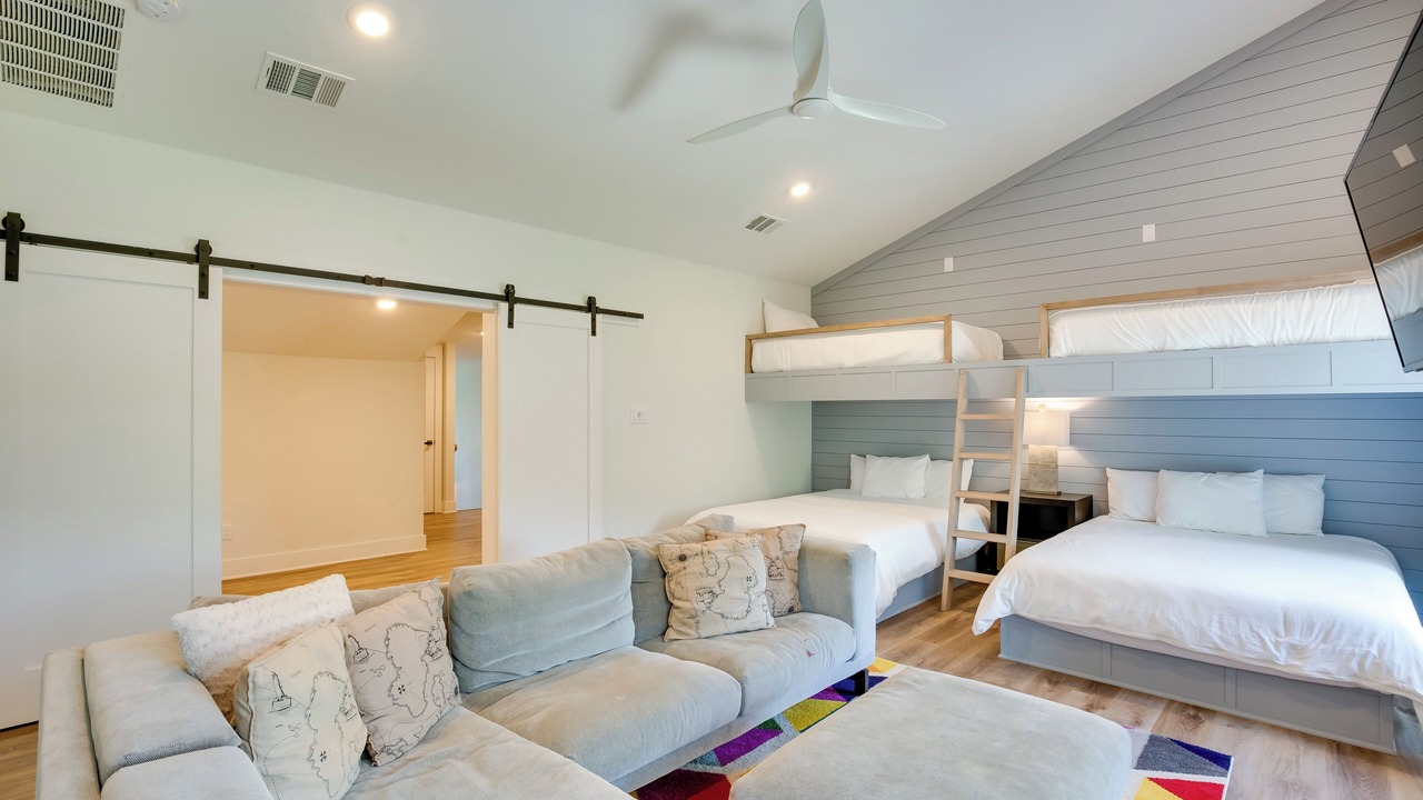 Photo of Bedroom in Malakoff