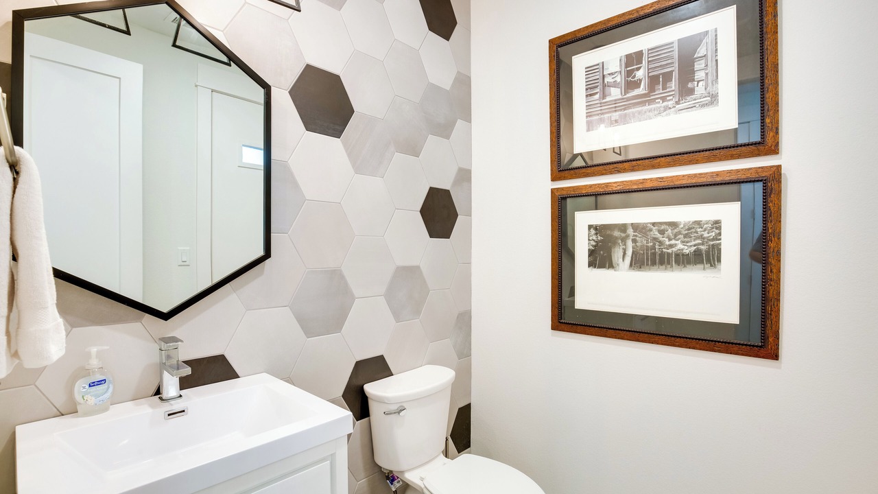 Photo of Bathroom in Malakoff