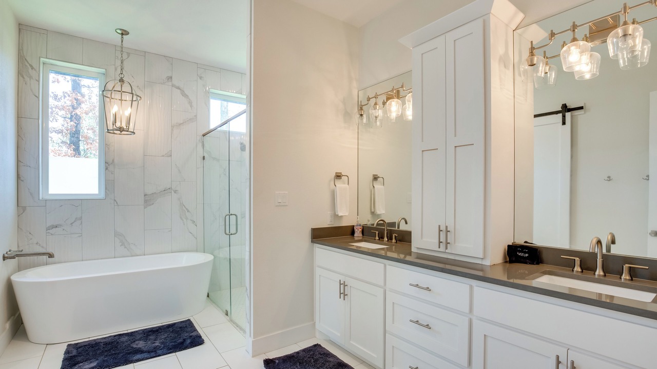 Photo of Bathroom in Malakoff