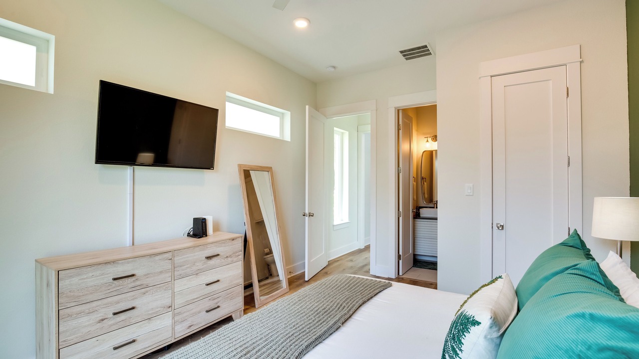 Photo of Bedroom in Malakoff