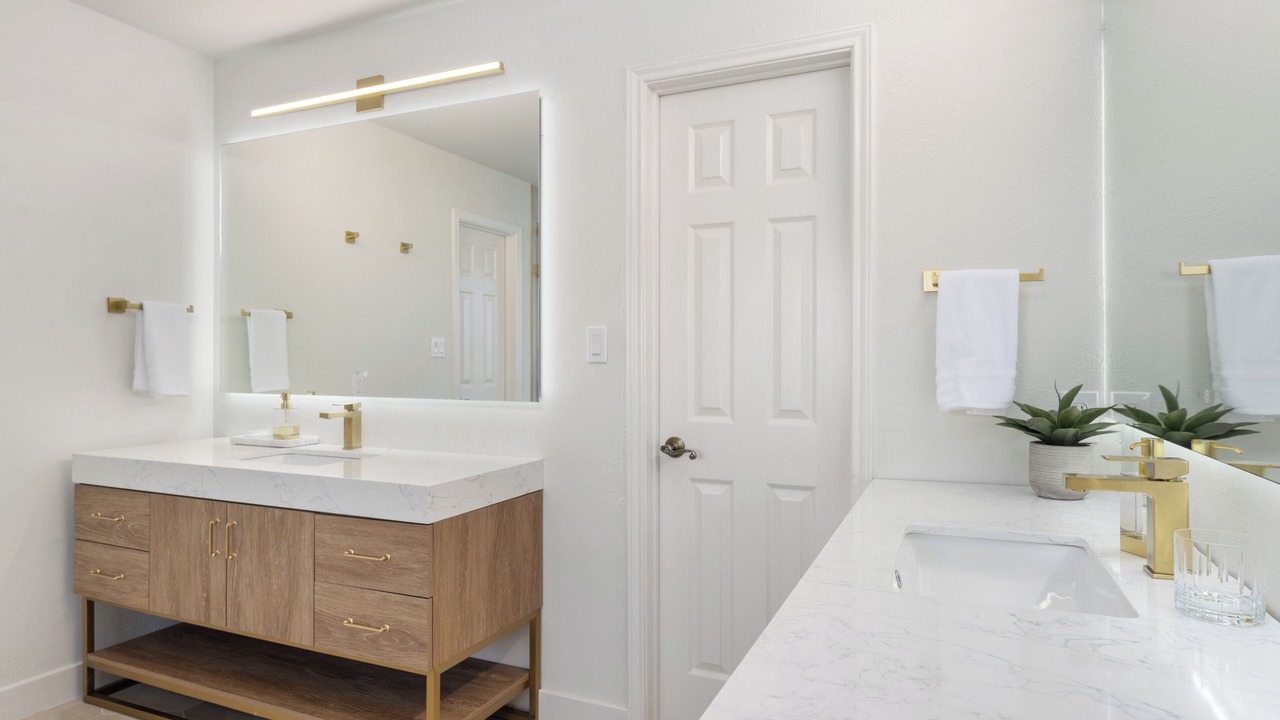 Photo of Bathroom in Highland Lake Estates