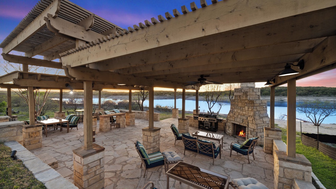 Photo of Outdoor in Highland Lake Estates