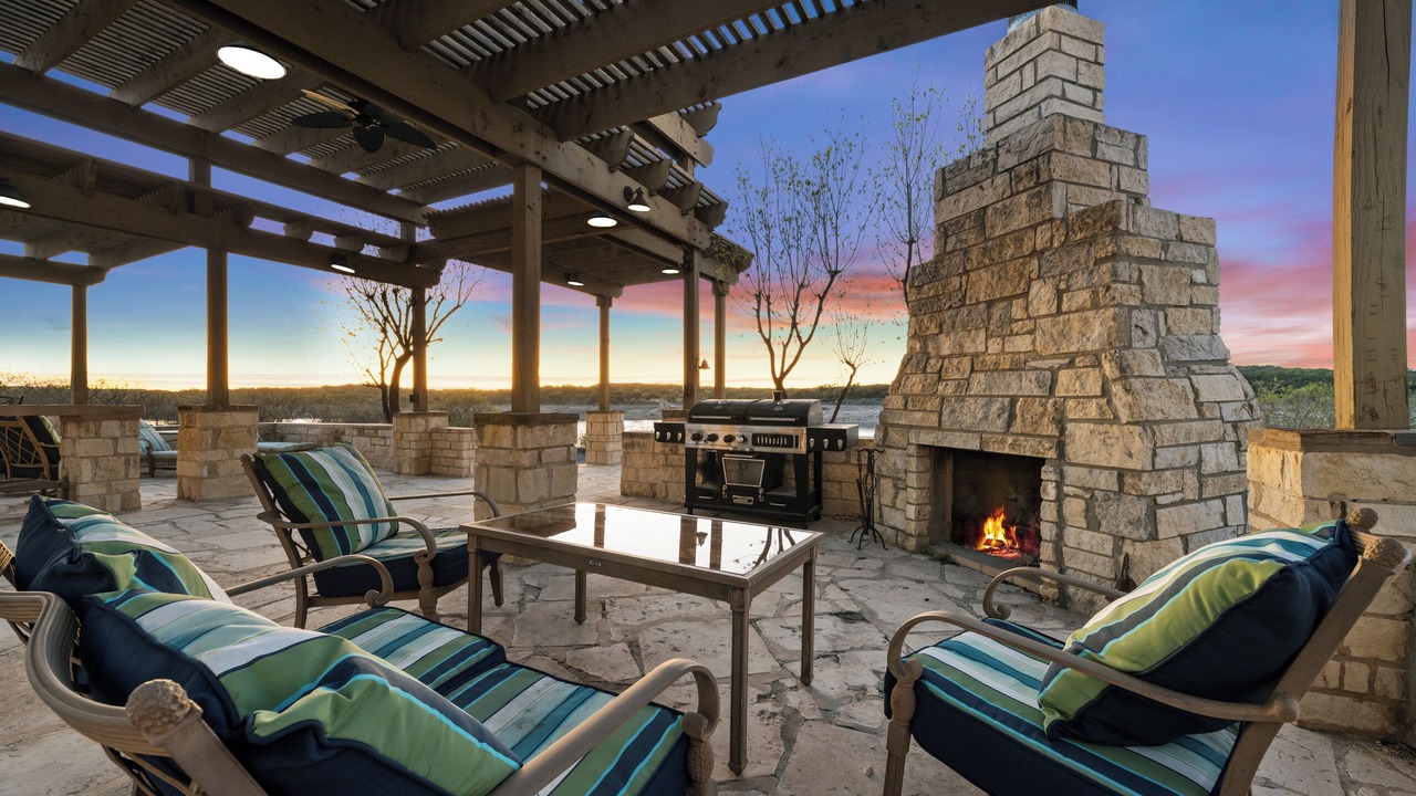 Photo of Patio Balcony in Highland Lake Estates