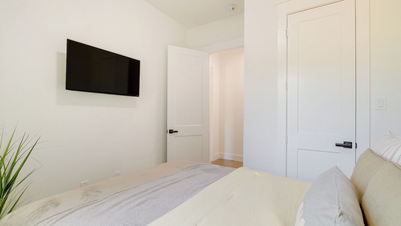 Photo of Bedroom in Northside