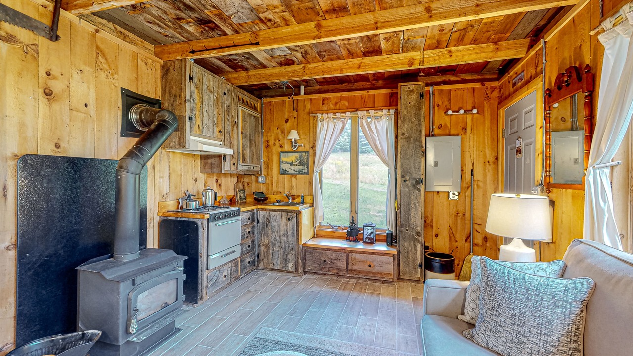 Photo of Livingroom in Hartland Four Corners