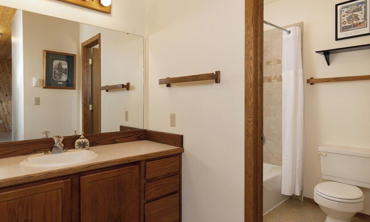Photo of Bathroom in Big Sky