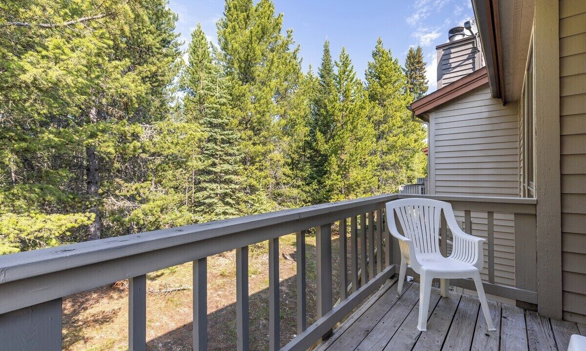Photo of Patio Balcony in Big Sky