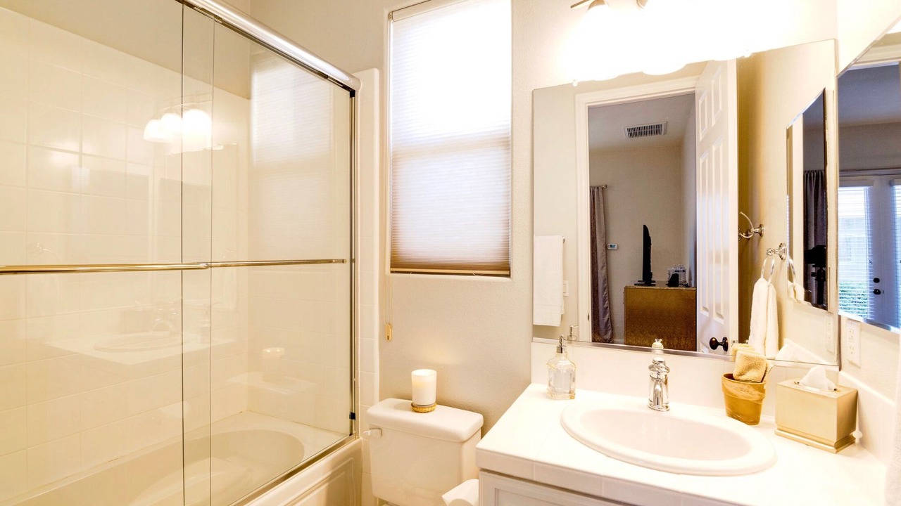 Photo of Bathroom in La Quinta