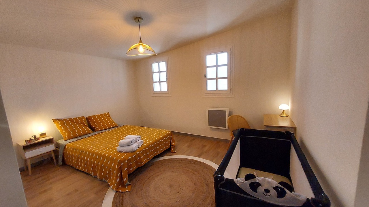 Photo of Bedroom in Avignon City Centre