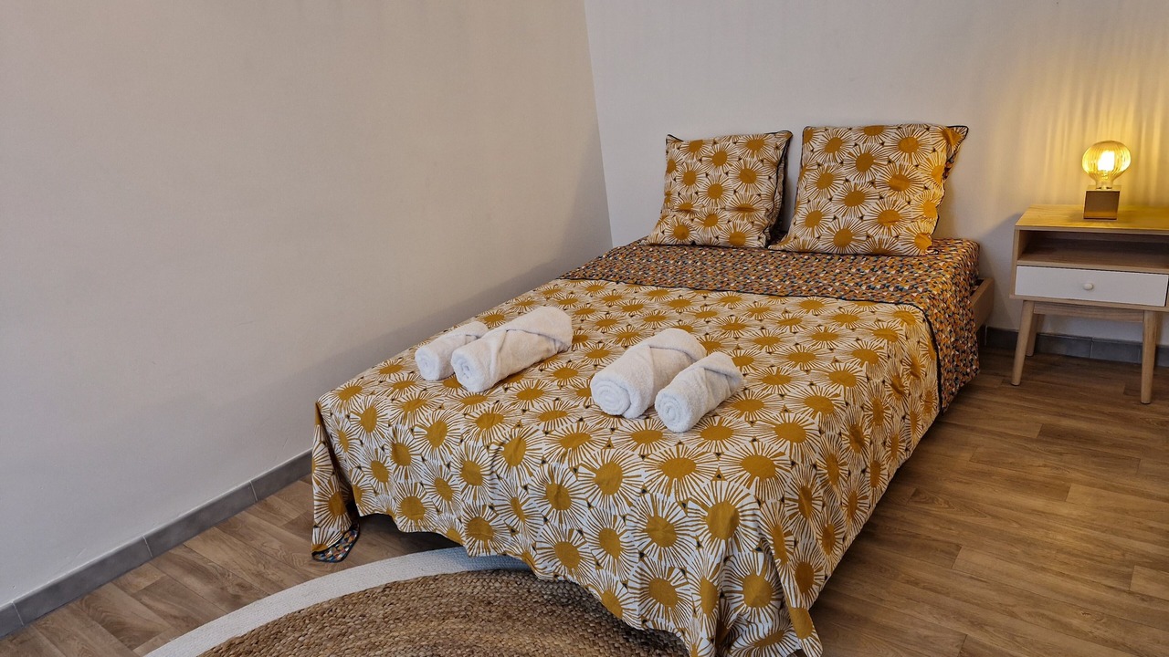 Photo of Bedroom in Avignon City Centre