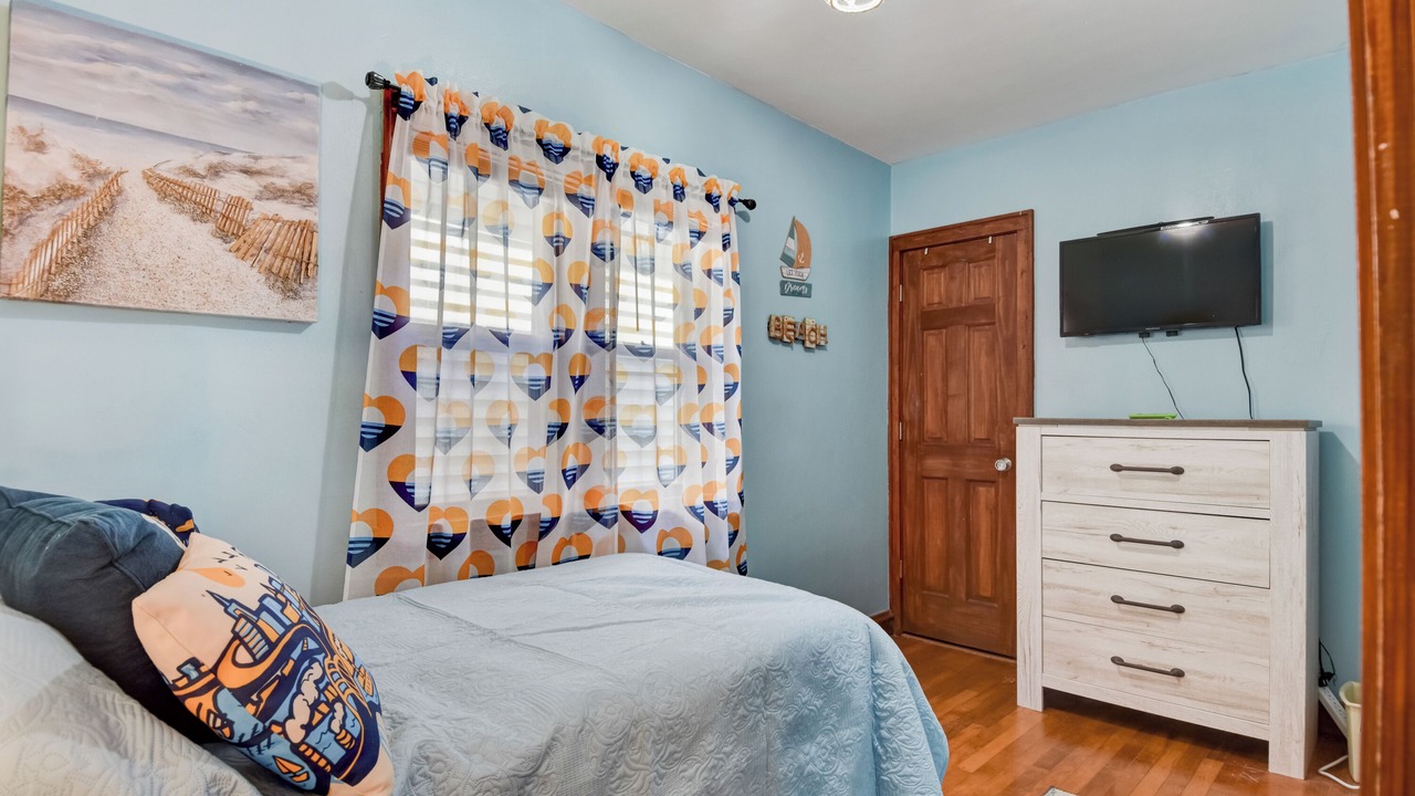 Photo of Bedroom in Riverwest