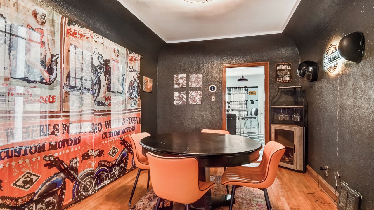 Photo of Others in Riverwest