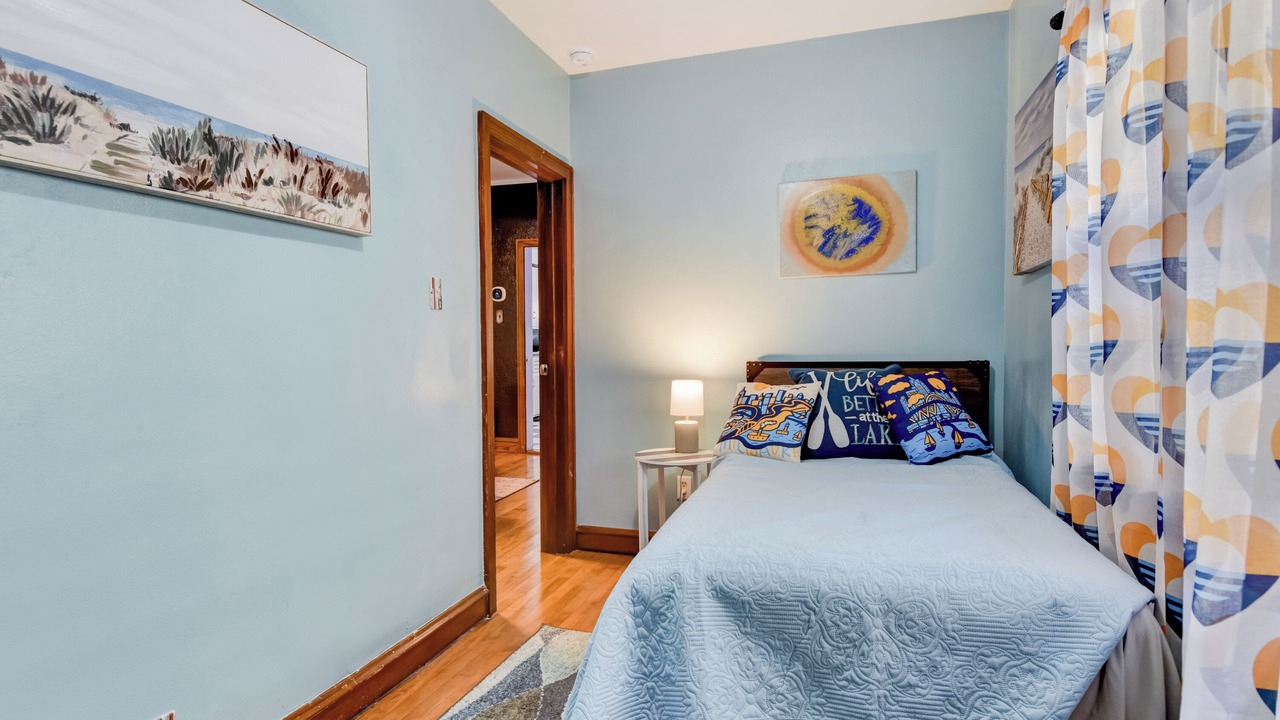 Photo of Bedroom in Riverwest