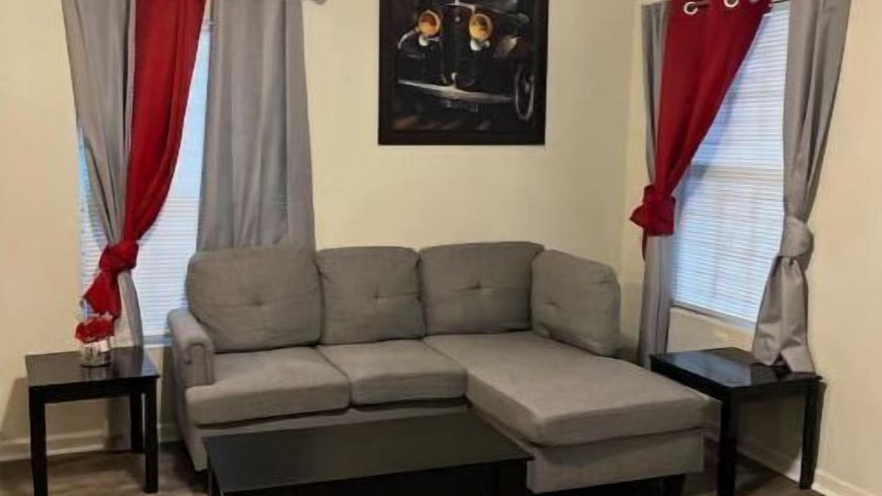 Photo of Livingroom in Capital View