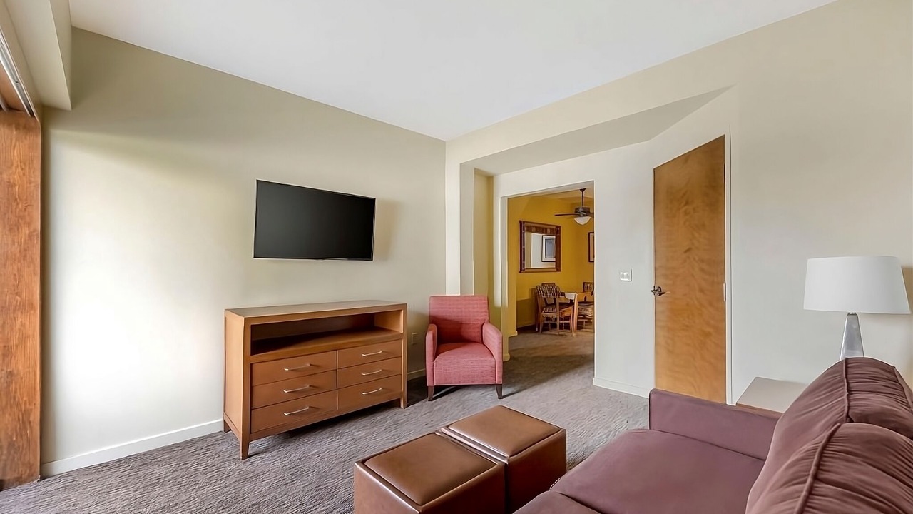 Photo of Livingroom in Enterprise