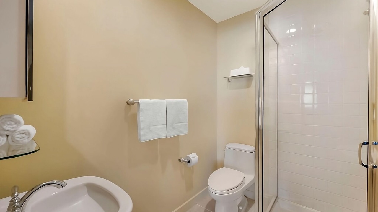 Photo of Bathroom in Enterprise