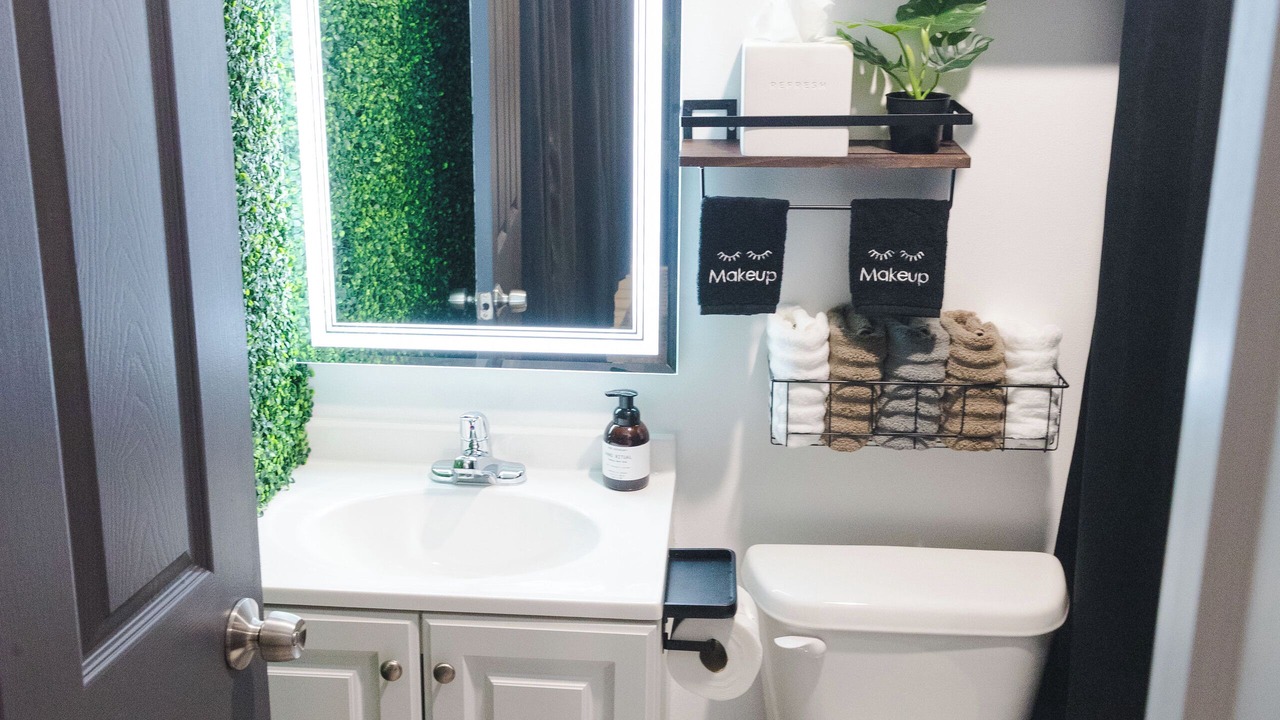 Photo of Bathroom in Ampere