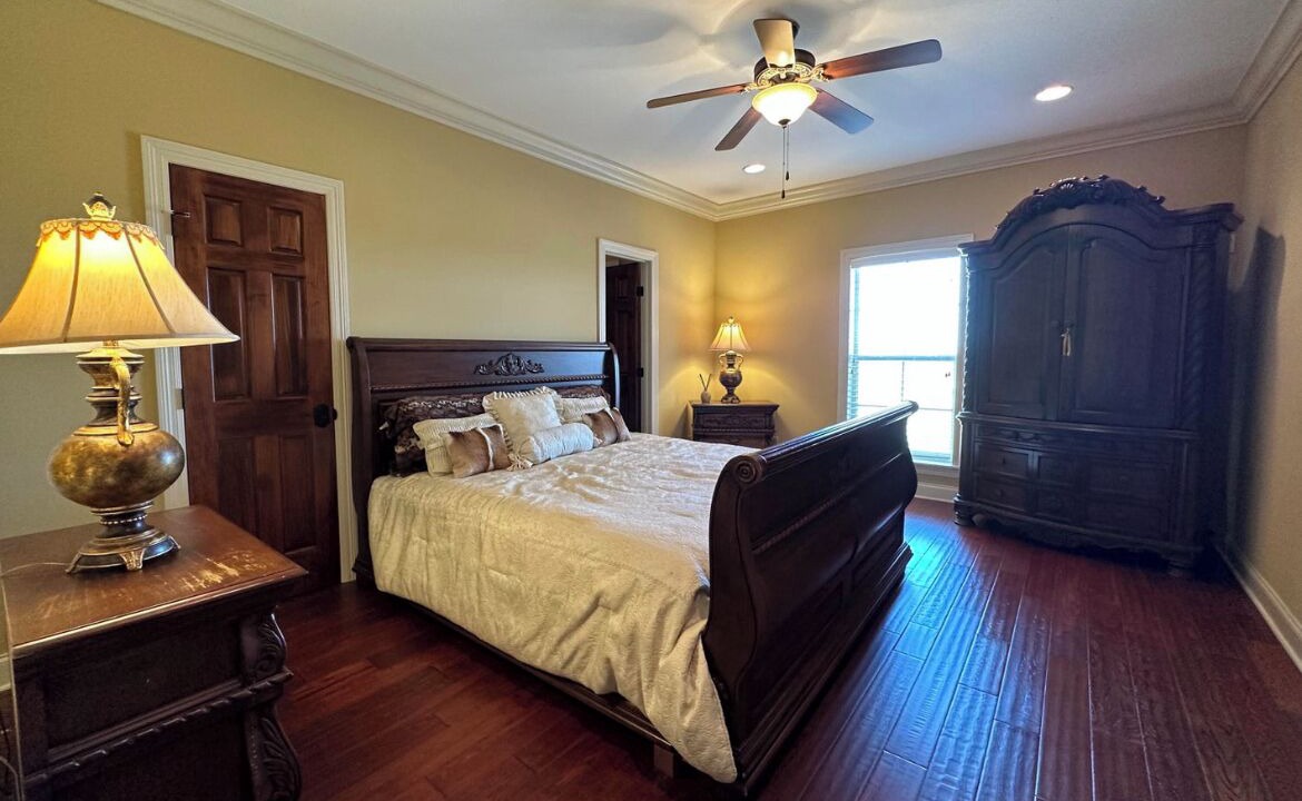 Photo of Bedroom in Tougaloo