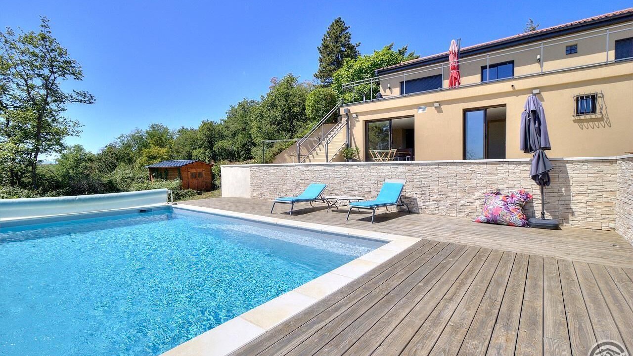 Photo of Outdoor in Charnay