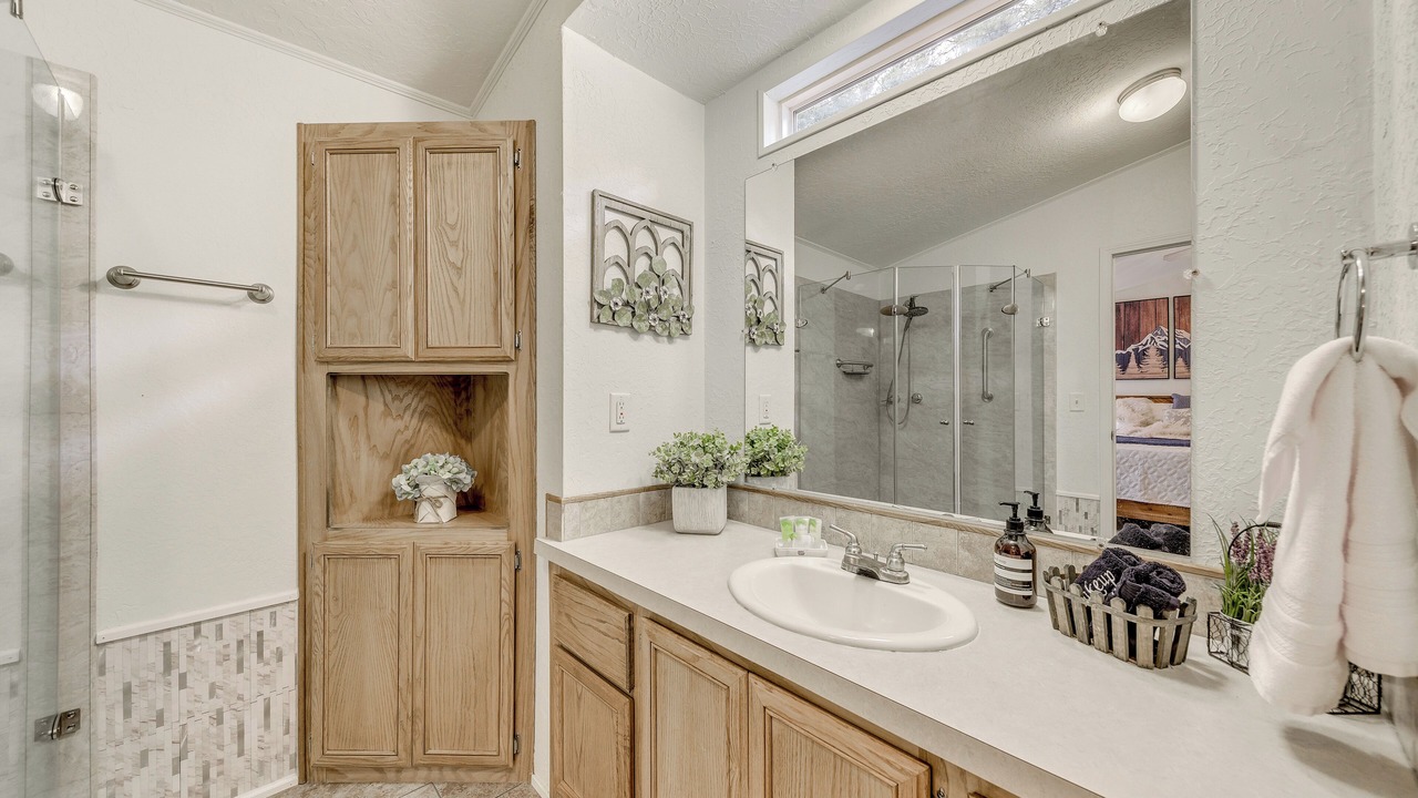 Photo of Bathroom in Cloudcroft