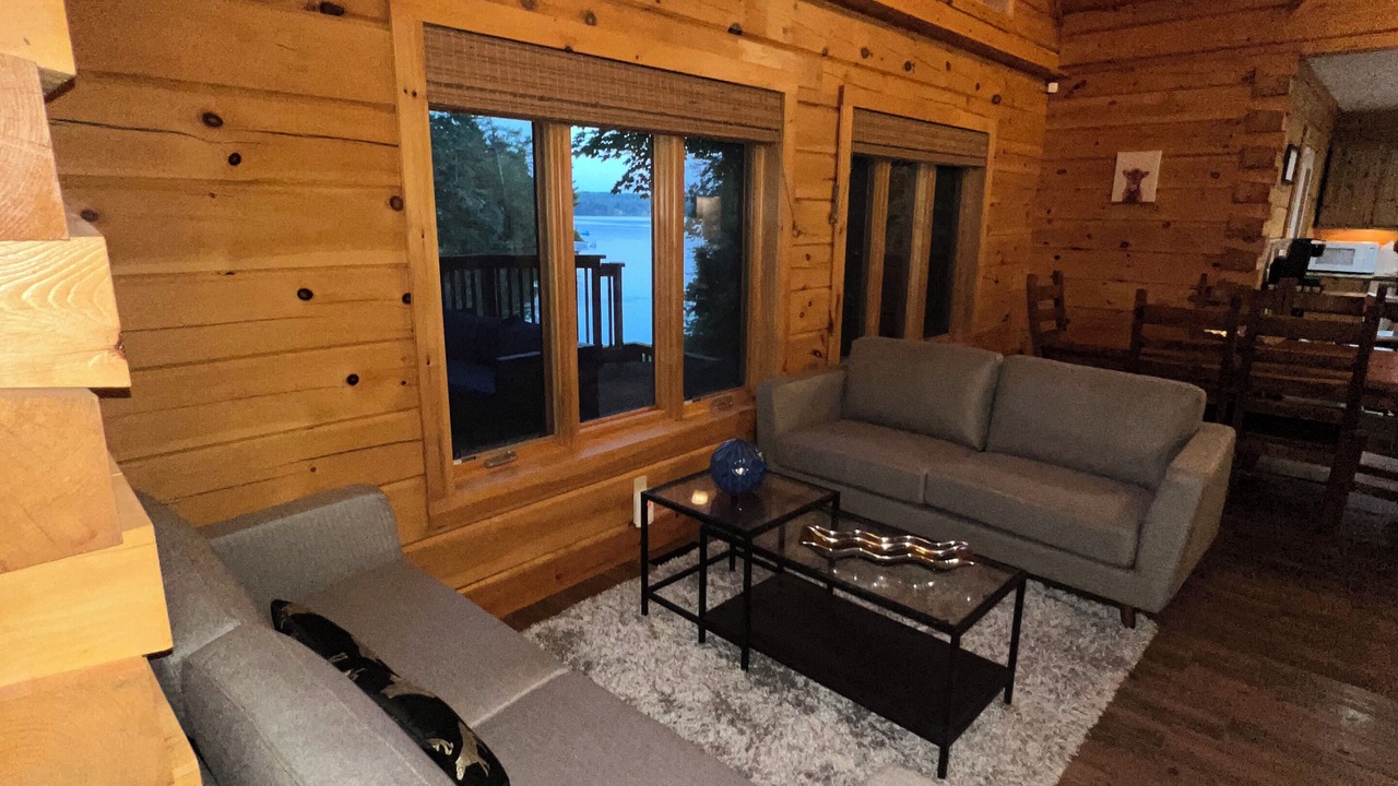 Photo of Livingroom in Trent Lakes