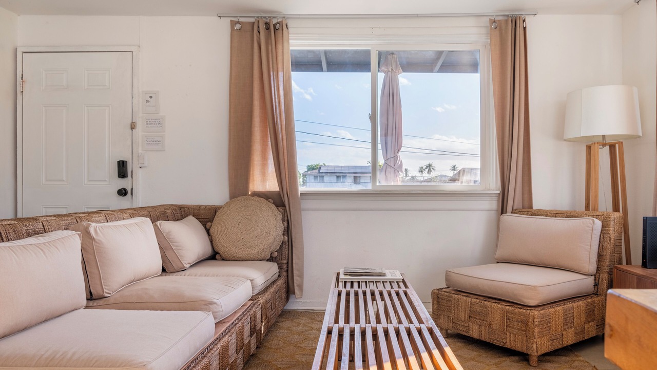 Photo of Livingroom in Ewa