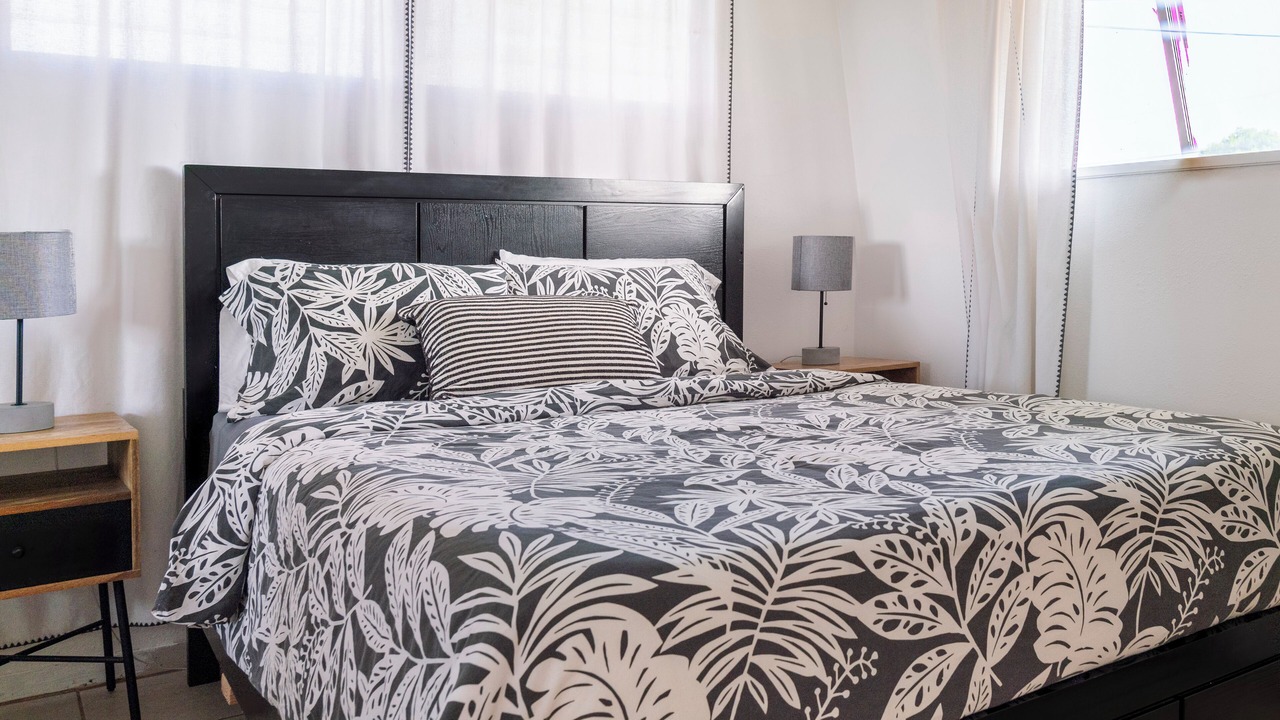 Photo of Bedroom in Ewa