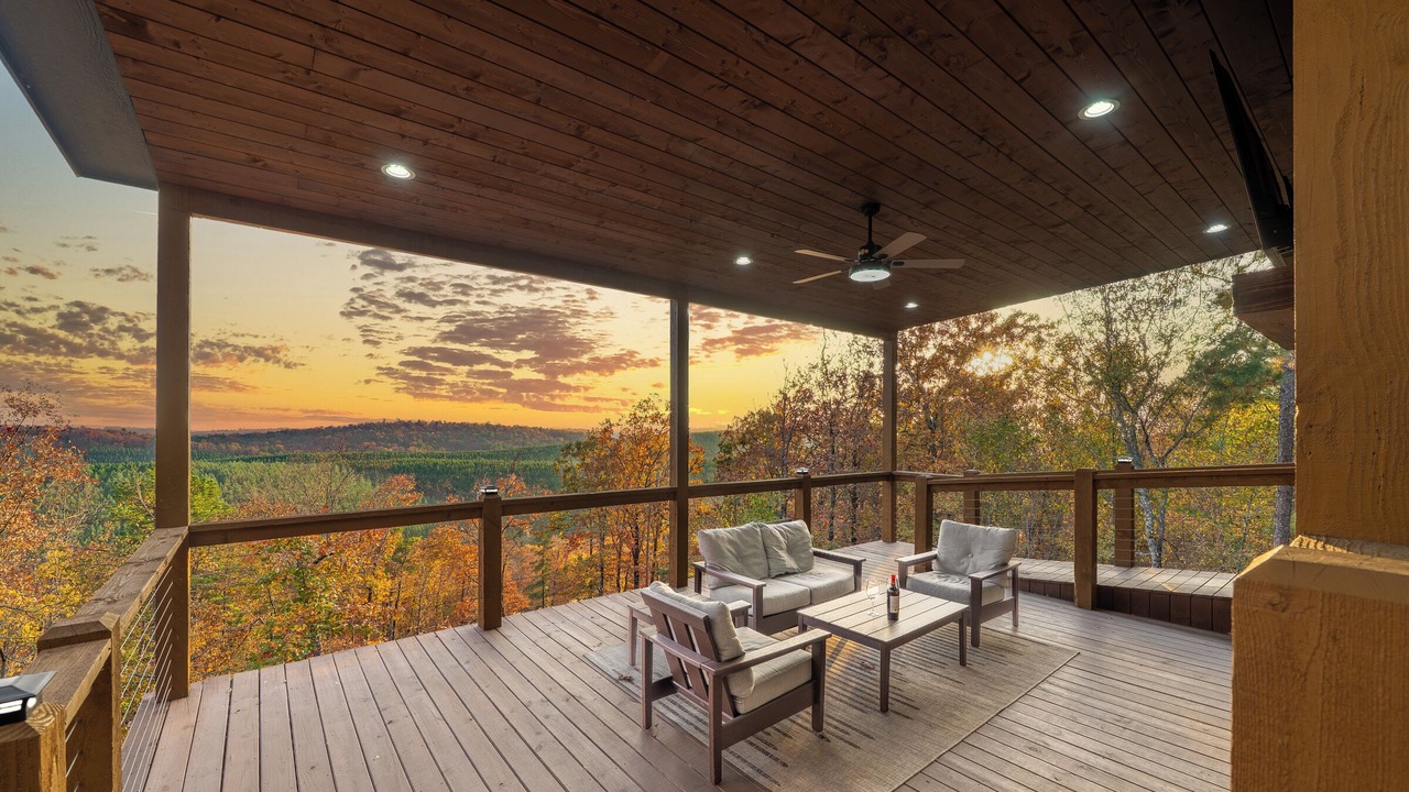 Photo of Patio Balcony in Broken Bow
