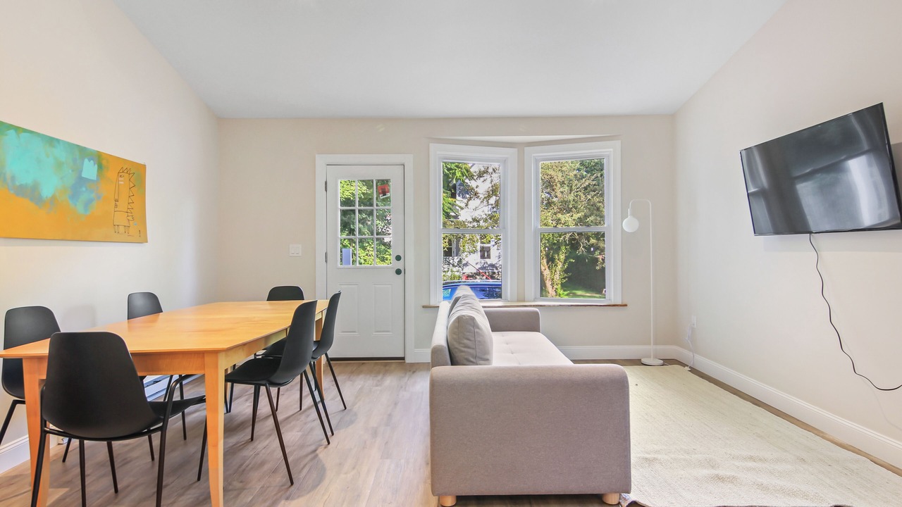 Photo of Livingroom in Ithaca