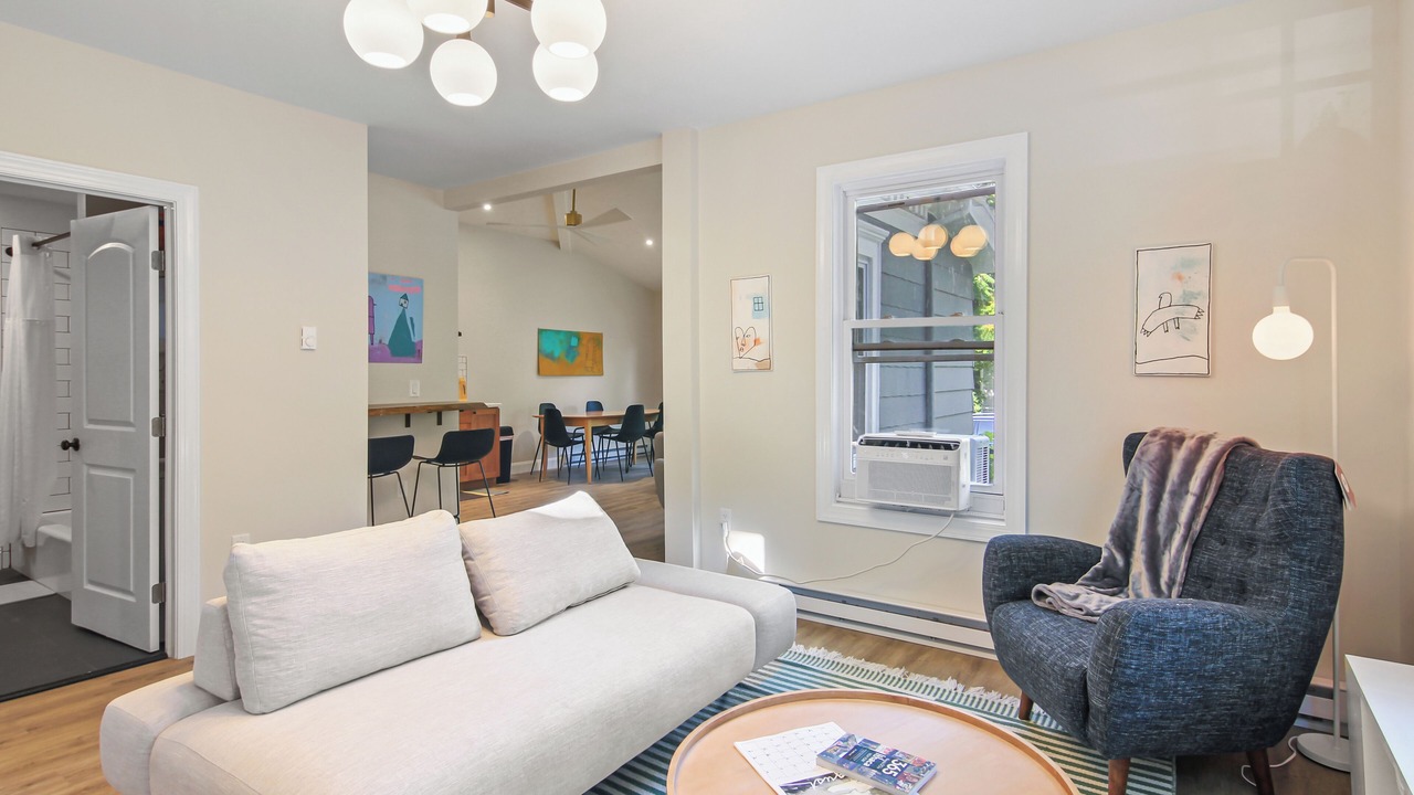 Photo of Livingroom in Ithaca