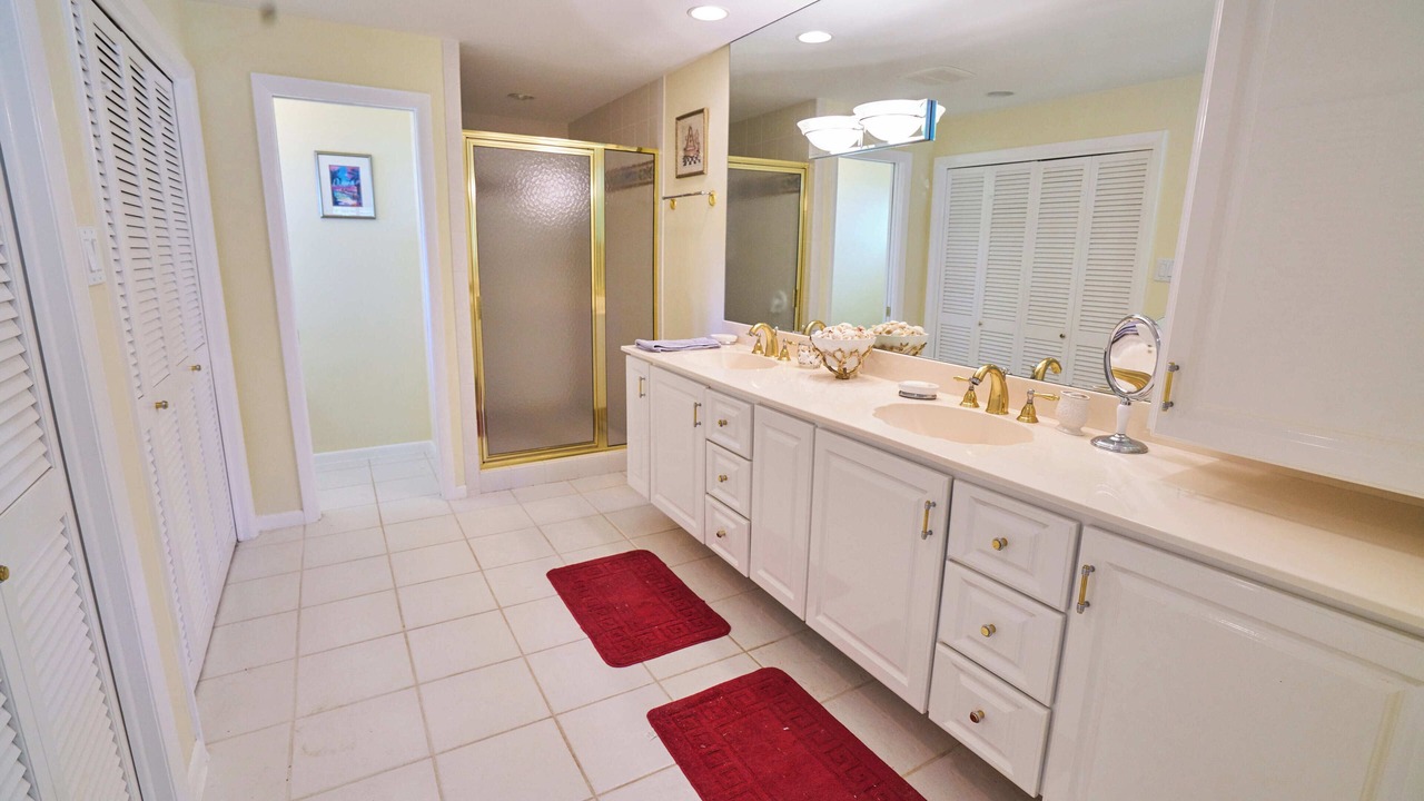 Photo of Bathroom in Moorings