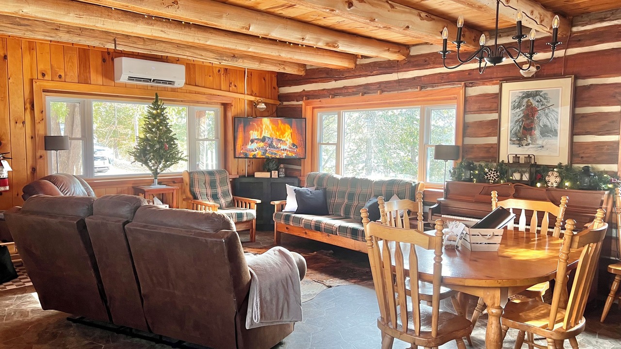 Photo of Livingroom in Tay Valley