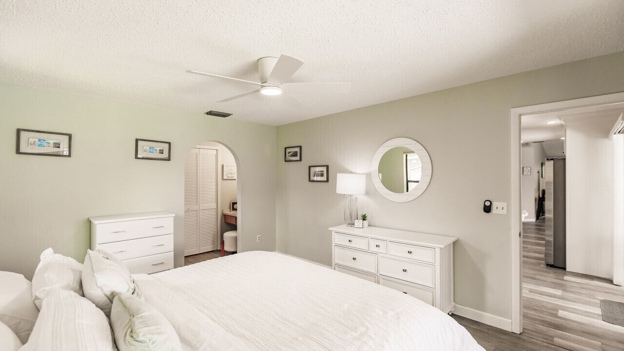 Photo of Bedroom in Caloosahatchee