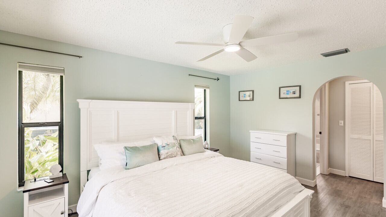 Photo of Bedroom in Caloosahatchee