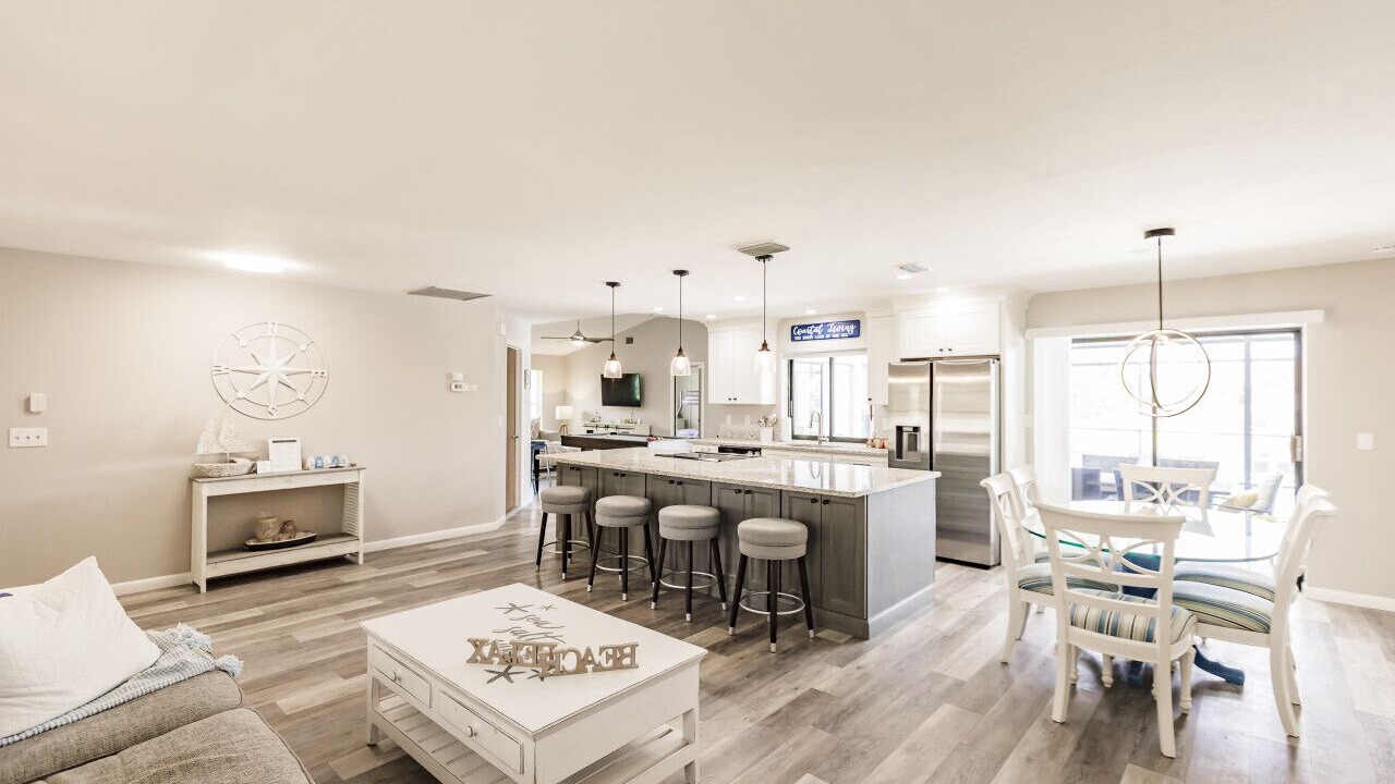 Photo of Livingroom in Caloosahatchee
