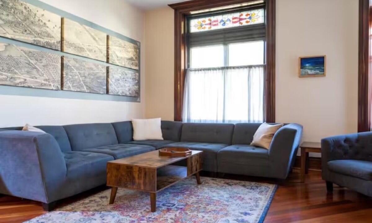Photo of Livingroom in Shaw