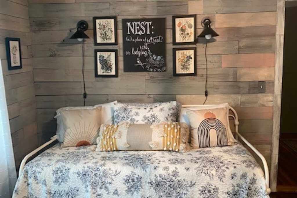 Photo of Bedroom in Saint Jo